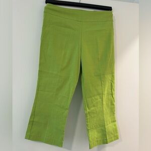 Counterparts women super stretch mid rise , boot cuts  Capri pants